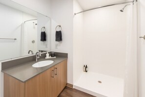 Hair dryer, towels - Five Points South | Spacious 2BR w/ 2 Queens D5 (Birmingham)