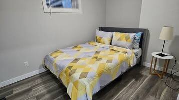 WiFi, bed sheets
