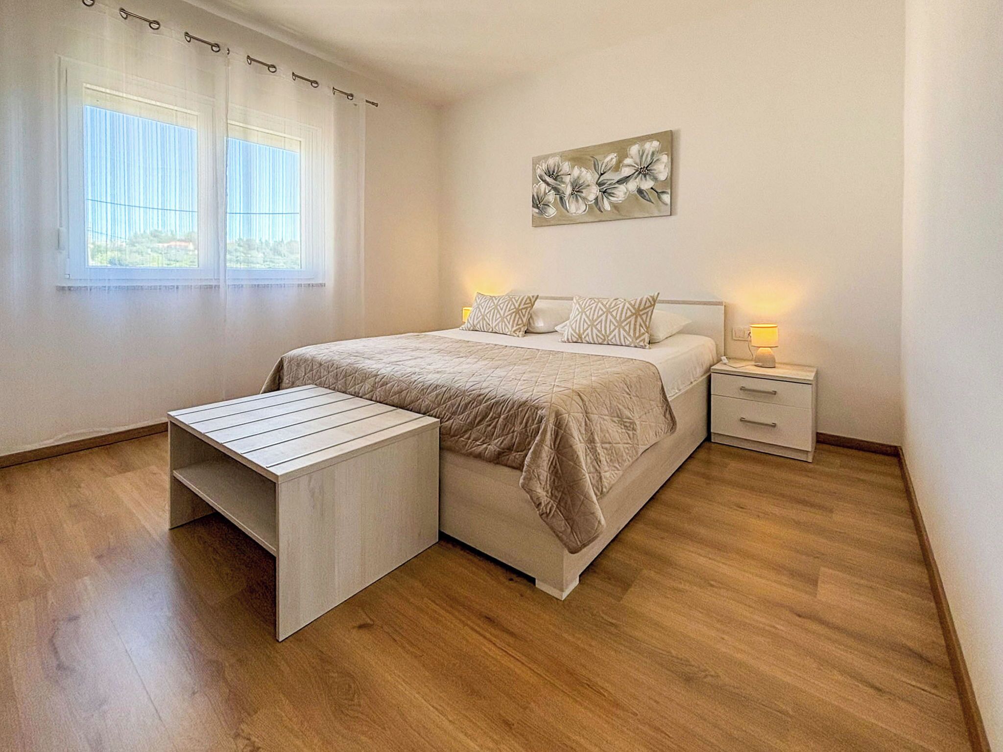 2 bedrooms, Internet