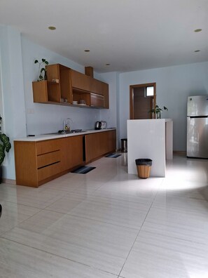 Luxury-Villa, Stadtblick | Eigene Küche
