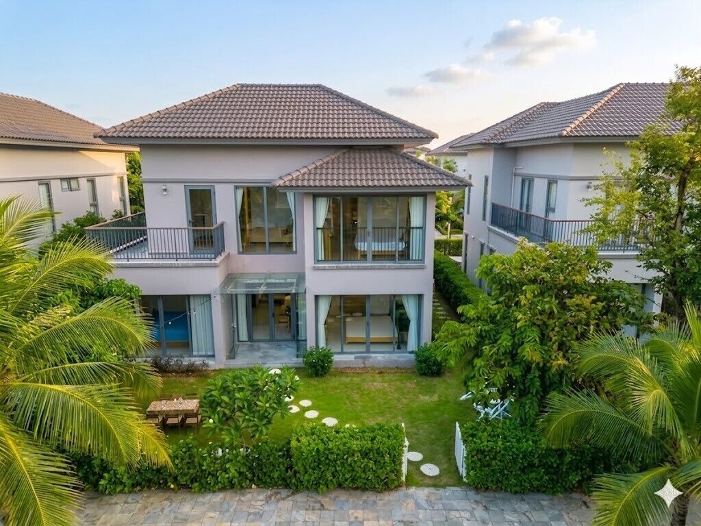 Luxury Villa, City View | Desk, free WiFi