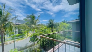 Vila superluxo, vista para a cidade | Escrivaninha, Wi-Fi de cortesia