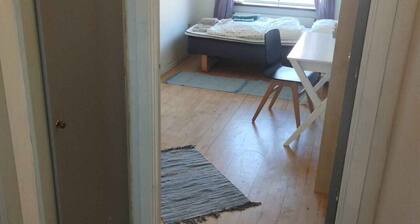 Peaceful stay close to nature and city