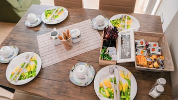 Apartment, Mountain View | Dining room