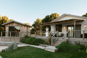 Exterior - The Sanctuary | Luxury Couples Retreat with Bath & Fireplace (Marion Bay)