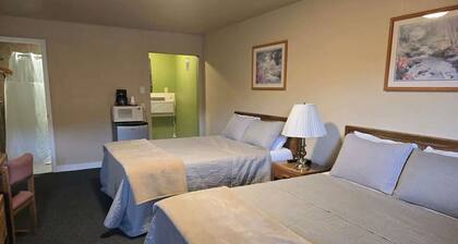 Eagle Motel - Unit 106