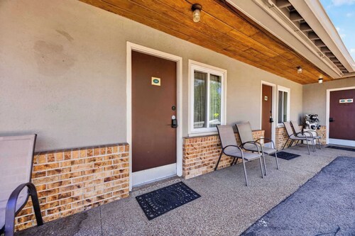 Eagle Motel - Unit 120