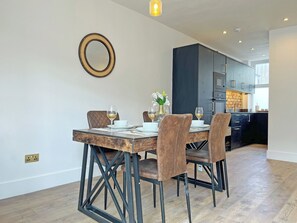 Dining - Wakefield House - Apartment 2 - UK49460 (Blackpool)
