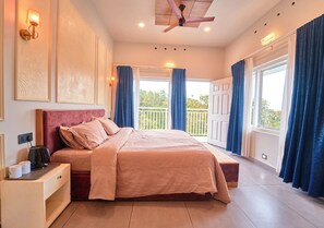 Deluxe Double Room, Garden View | Free WiFi