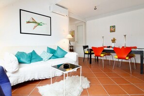 TV - Helle Altbauwohnung zentral 2 BR (Wien)