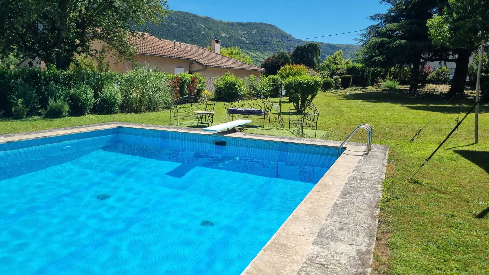 Piscine extérieure