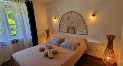Millau apartment in bourgeois house