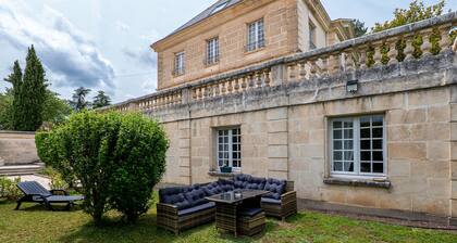 Millau apartment in bourgeois house