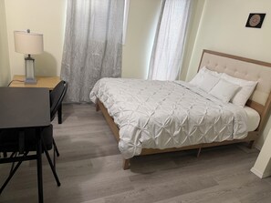 3 chambres, bureau, fer et planche à repasser, Wi-Fi gratuit