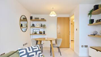 Apartamento, sacada | Opções para refeição
