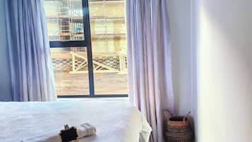 1 bedroom, internet, bed sheets