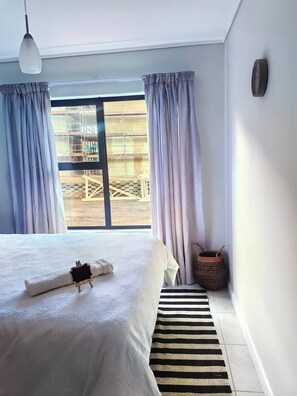 1 bedroom, Internet, bed sheets - The Modern Sanctuary (Boksburg)