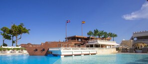 Pool - Accessible Ocean Village 2 br family house (Sosúa)
