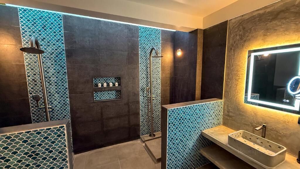 Suite, Patio | Bathroom
