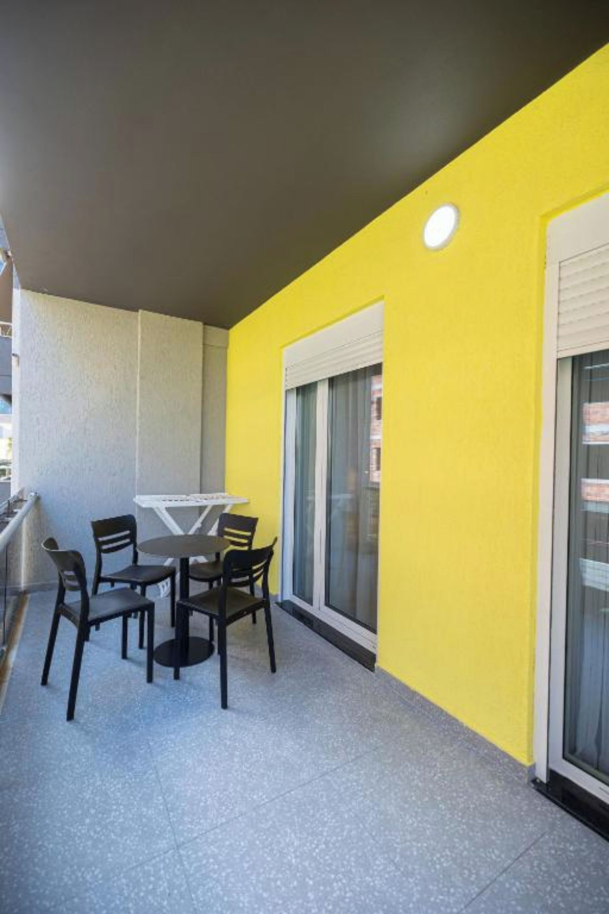 Deluxe Double Room | Outdoor dining