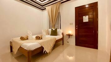 Habitación estándar, patio, vista al jardín | Wifi gratis