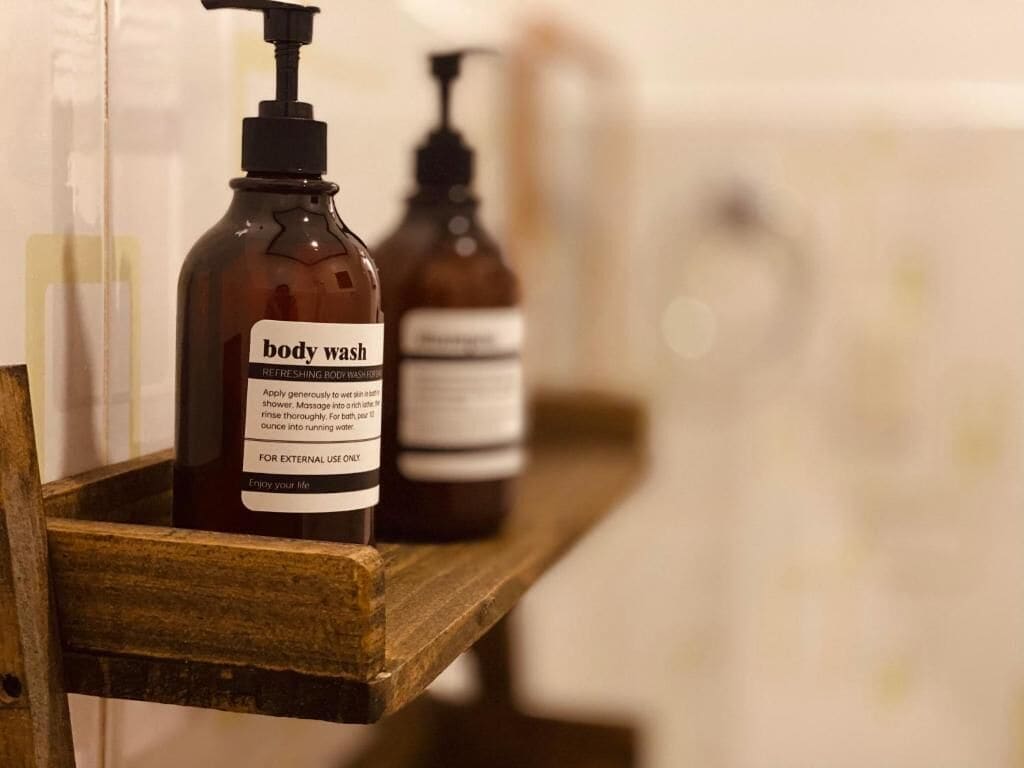 Superior Room, Patio, Garden View | Bathroom amenities | Shower, free toiletries, towels, soap