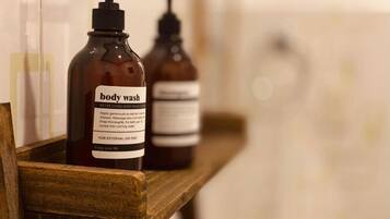 Superior Room, Patio, Garden View | Bathroom amenities | Shower, free toiletries, towels, soap