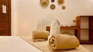 Standard Room, Patio, Garden View | Spa