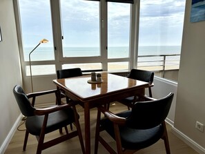 Dining - Al Mare - Modern apartment with balcony, sea view, parking space, WLAN. Pets (List auf Sylt)