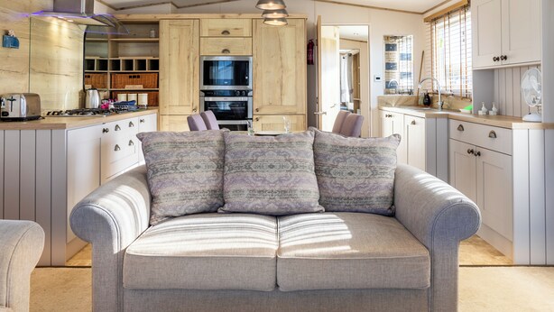 Interior - Stylish 2BR Lodge | Walk to Beach | On site facilities (Hunstanton)
