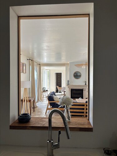 Family home 3km from the sea