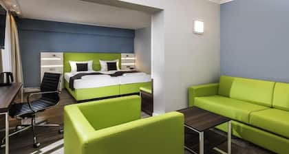 Offenburg City by Belvilla-Family Room