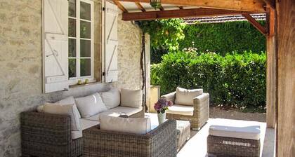 Gorgeous home in Tauriac