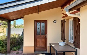 Terrace/patio - Cozy home in Barneville Carteret with WiFi (Barneville Carteret)