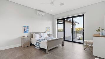 Dormitorio condiviso, 2 camere da letto, balcone, vista giardino | 2 camere
