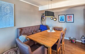 Dining - Nice home in Ask with WiFi (Ask)