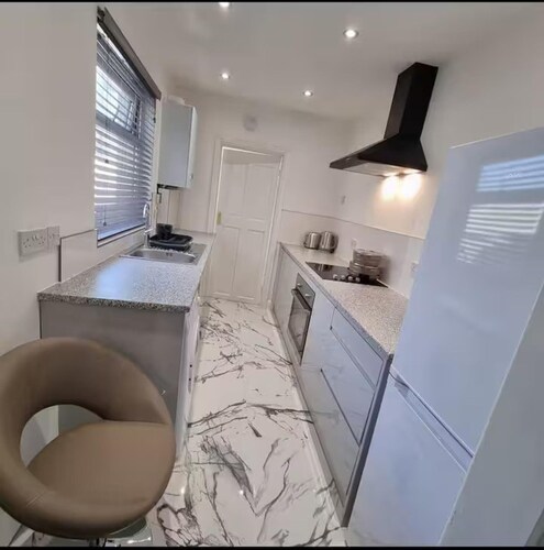 Den Homes Luxury Flat, Flat,fully Air-conditioned