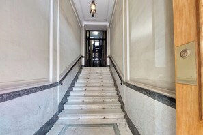 Interior - Prati Elegance Charming apartment with 2 bathrooms (Roma)