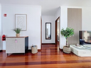 House - Aurora Atlantic Apartment by Atlantic Holiday (Santa Cruz)