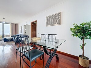 House - Aurora Atlantic Apartment by Atlantic Holiday (Santa Cruz)