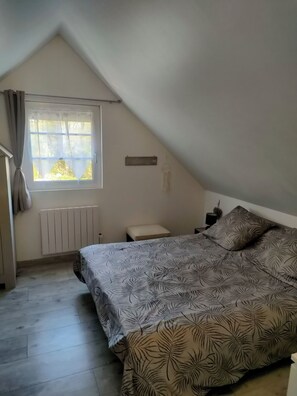 Room - Vrbo Property (Chargé)