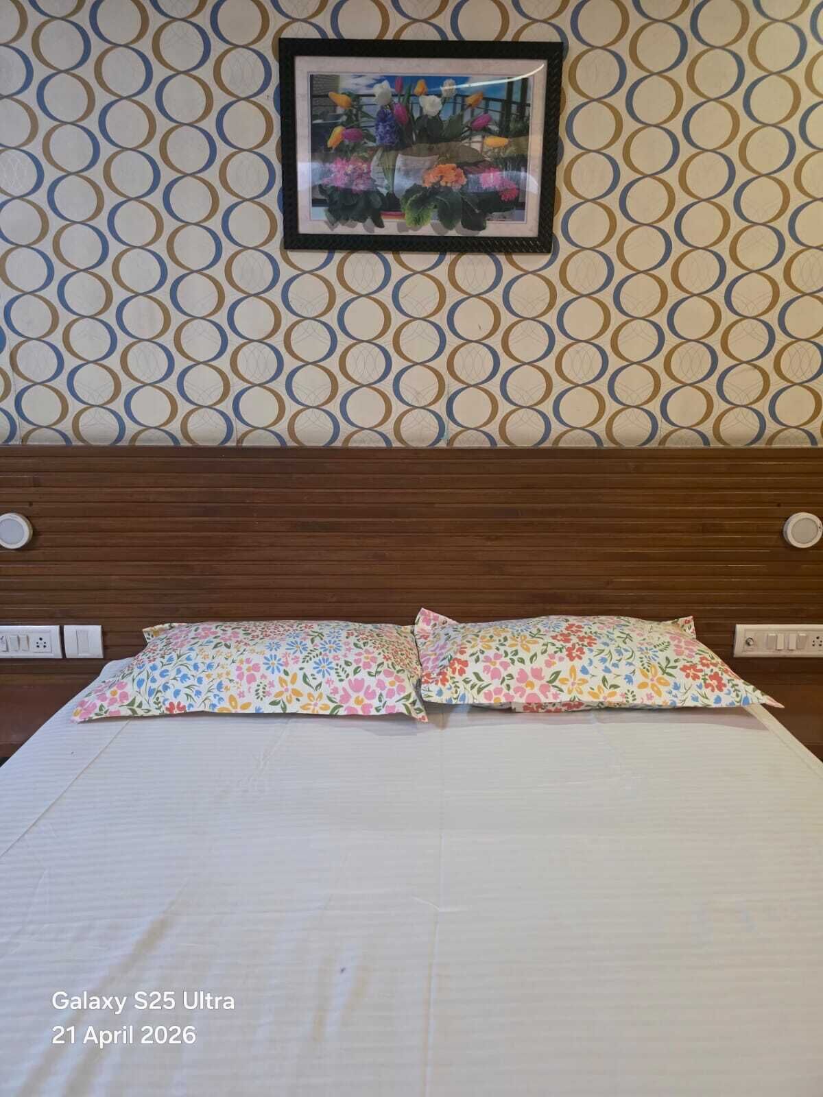 Executive Room | Free WiFi