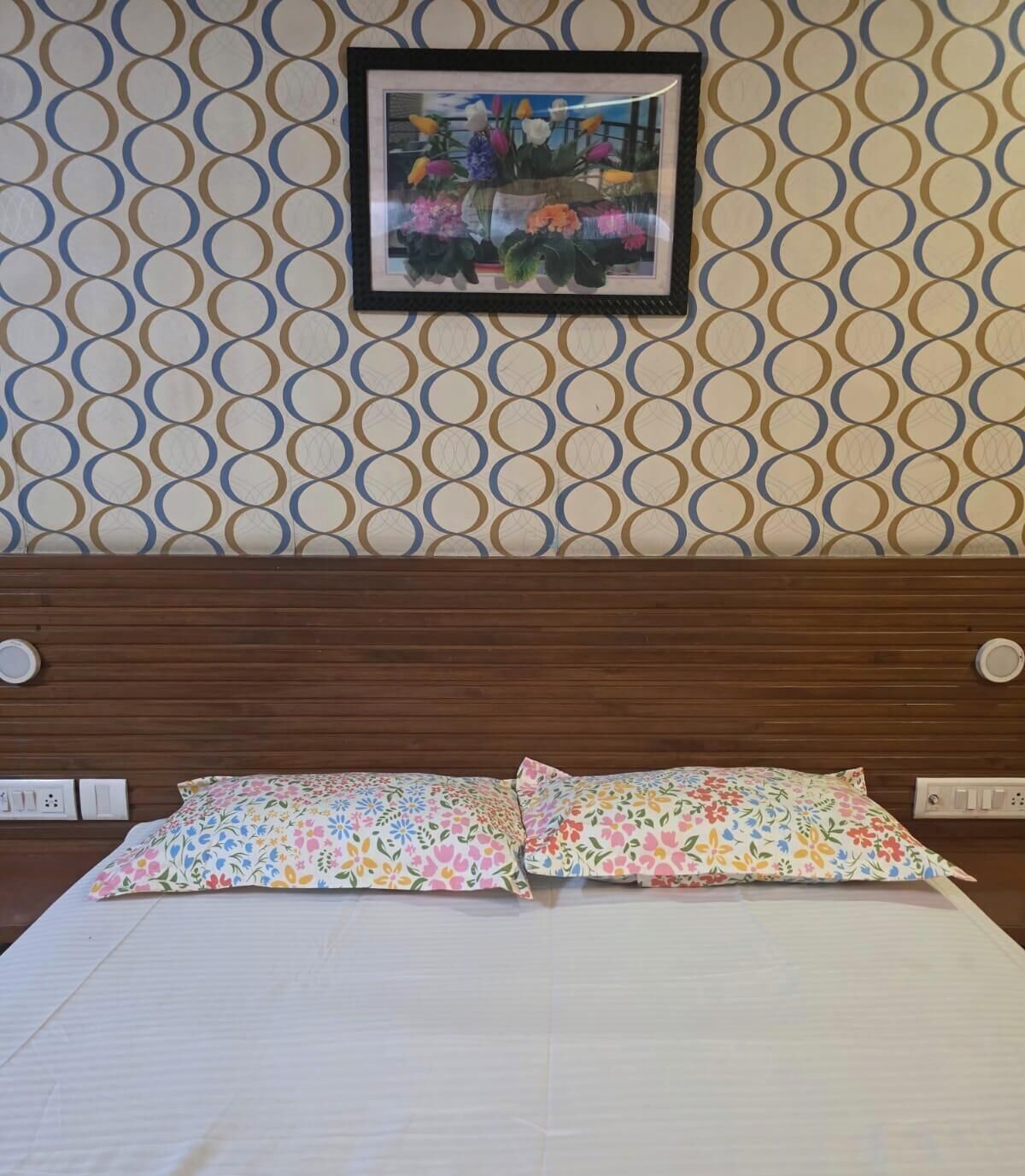 Executive Room | Free WiFi