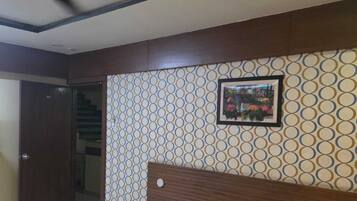 Deluxe Double Room | Free WiFi