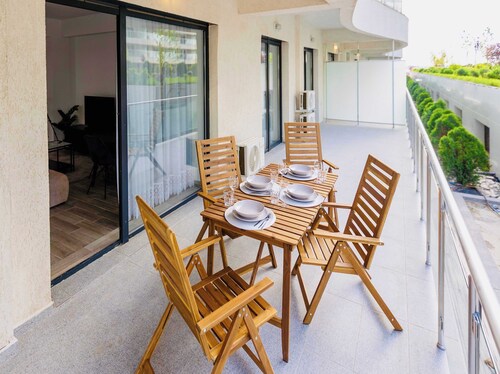 Hubix Suites | Casa del Mar A2-P2