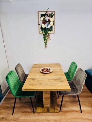 Dining - Joy City Stay City of Mara 12 (Timișoara)