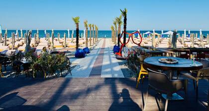 Hubix Suites | Casa del Mar C1-01