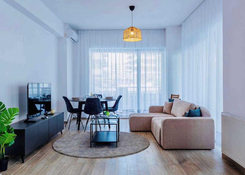 Sea View | Hubix Suites | Casa Del Mar C2-52 2br - Constanța