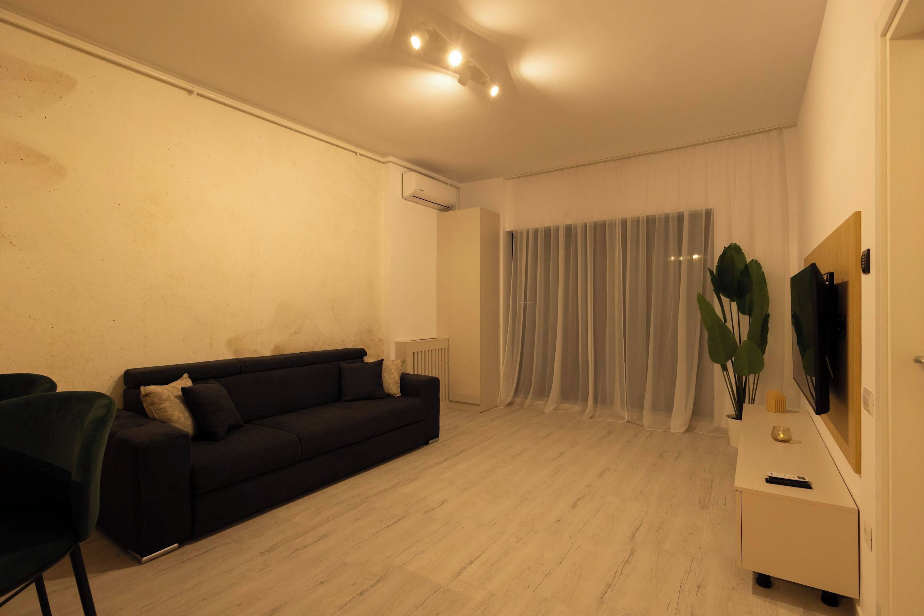 TV, offices