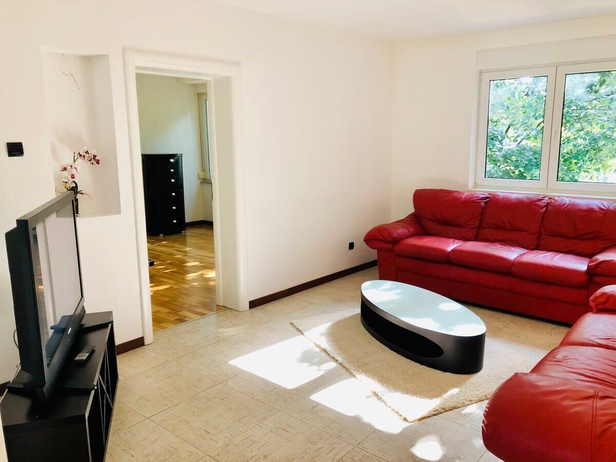 TV, offices